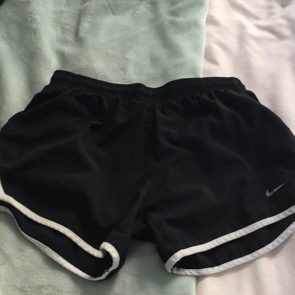 Black Nike shorts